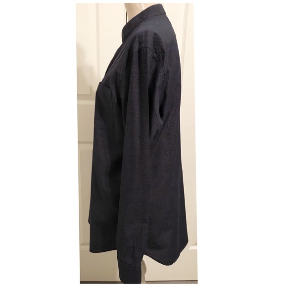 Banana Republic, Navy Tailored Fit Buttoned Shirt - Picture 2 of 4